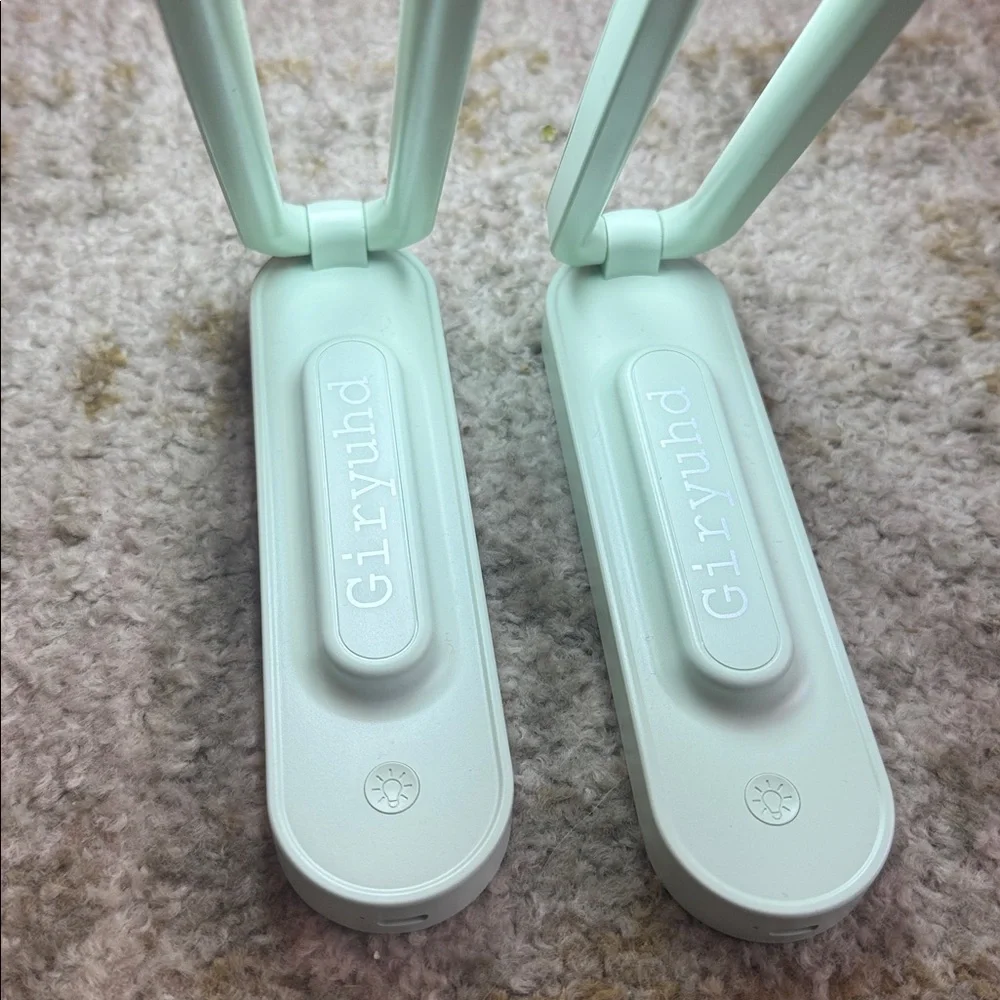 NEW Set of 2 - Mint Green LED Desk Portable Lamp & Battery Operated Rechargeable